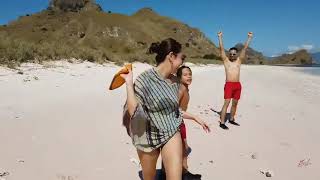 Download lagu BCL hot  bikini (kenangan d pantai) mp3