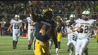 Green&#39;s 2 TDs spark Farrell&#39;s win vs. Northern Bedford