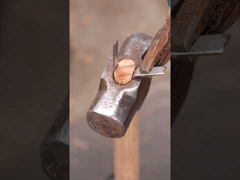 This Hammer Will NEVER Come Loose (Genius Handle Trick) #ToolHack #DIY