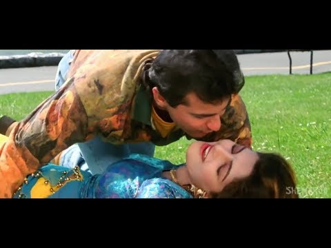 Poster beqabu ho gaya