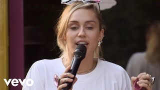 Miley Cyrus - Miley Cyrus - Party In The U.S.A. in the Live Lounge