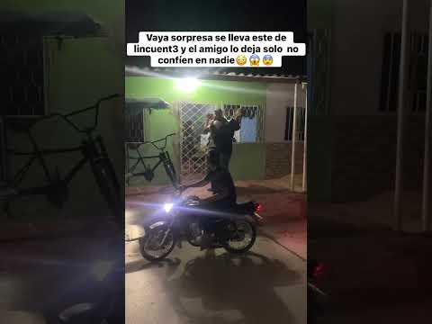 se equivocaron con esta persona captura uno el otro se escapa #humor #comedia #memes #funil #dúo