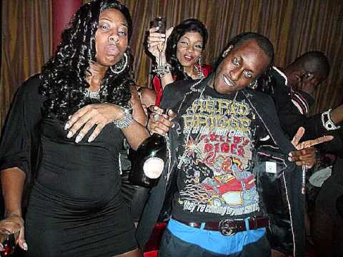 Ducatto & Big Zeeks - Coming 4 Your Food (F.R TO FINSBURY)