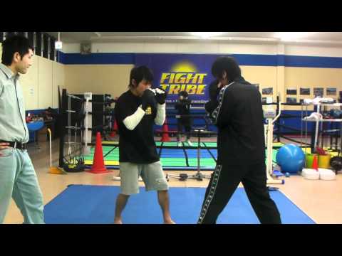 Boxing Traning 右ストレート２及びカウンター、ワンツー後のカウンター