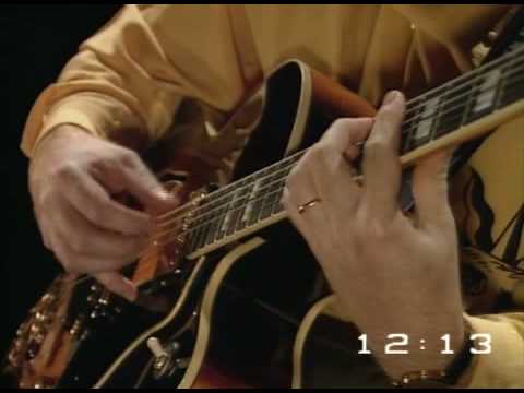 Playing Melodies In & Out of Tempo: Jazz Guitar Lesson by Martin Taylor