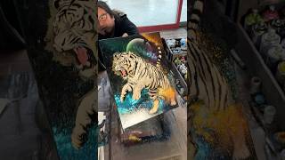 She asked him to spray paint this canvas.#スプレーアートエデン#スプレーアート