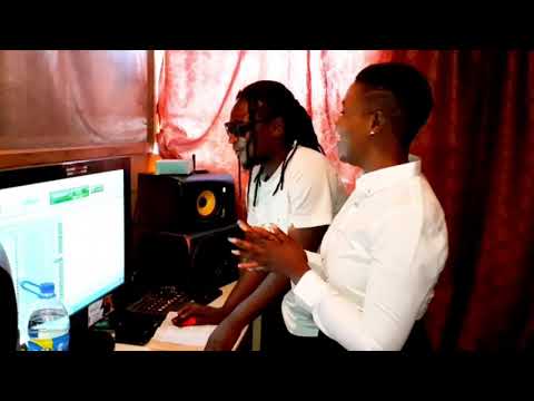 lazzie  t and mai titi