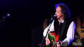 Donovan “Colours” Live From The Belfast Nashville Songwriters Festival