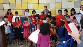 Download lagu Saling Cinta - Ayah ibu saudara kami cinta - Misa Gereja ST Ambrosius mp3