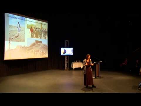 2013 Deakin University - Three Minute Thesis (3MT) - Diane Siebrandt
