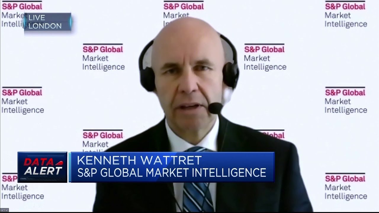 Euro zone recession looks inevitable, economist says, but it is likely to be ‘relatively mild’