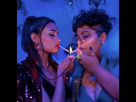 ABRIL OLIVERA ft. ACUS - CON MI AMIGA (Video Oficial)