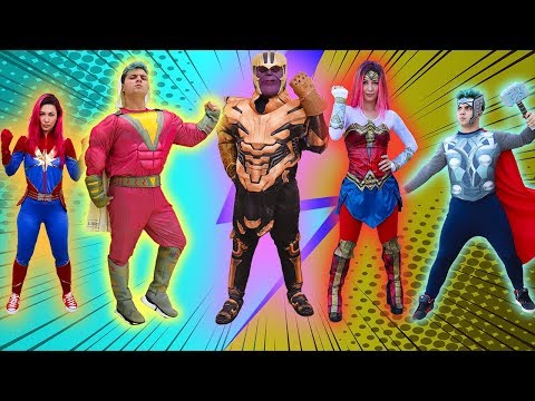 MALOUCOS FINGE BRINCAR de SUPER-HERÓI O FILME