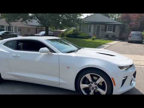 **SOLD on the CCC Buy-It-Now Lot** 33K km Original Owner 2017 Chevrolet Camaro 2SS