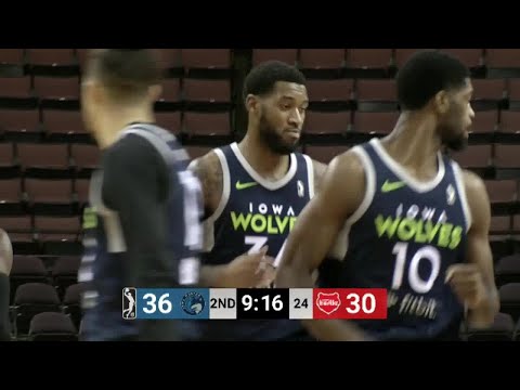 Perry Jones III rises up and throws it down