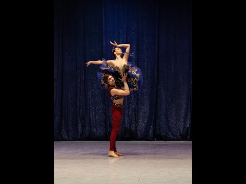 Па-де-скляв  "Корсар"