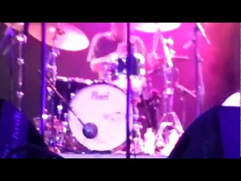 FRED WESLEY & THE NEW JBs - Bruce Cox drum solo 2013.03.23 Fremantle