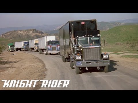 Michael und K.I.T.T beschützen einen LKW-Konvoi | Knight Rider Deutschland
