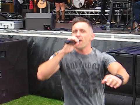 Johnny Brady-Shut Up And Dance With Me-Ballymore Country Music Festival 2018