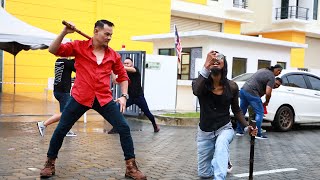 Download lagu HARI BERSEJARAH BUAT AJIB & DRAGON *TERCETUS SEJARAH GANGSTER mp3 Download lagu HARI BERSEJARAH BUAT AJIB & DRAGON *TERCETUS SEJARAH GANGSTER mp3