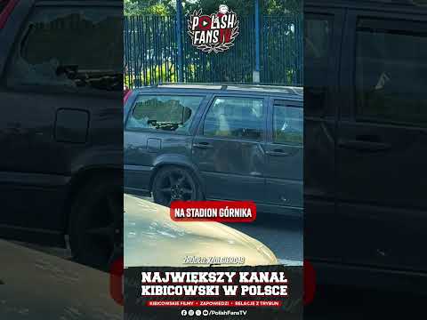 Uszkodzone samochody Śląska przed meczem w Zabrzu (25.07.2026)