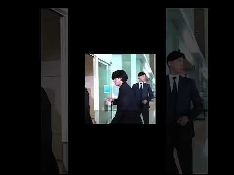 Taehyung 150523 on his way to Paris #taehyung #Vbts #safeflight #btsshorts #btsshortsedits