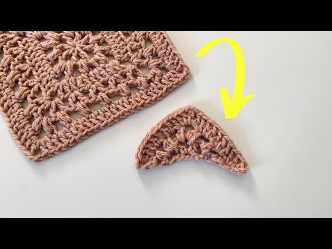 TULIP TRIANGLE - FREE CROCHET PATTERN