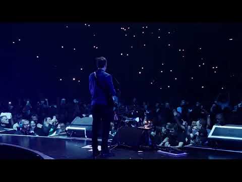 Weezer - Only In Dreams (Live Voyage To The Blue Planet Concert Film)