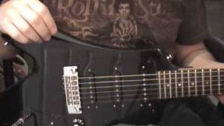Video thumbnail for 1983 Gibson Corvus III Guitar Review By Scott Grove by Groovy Music Lessons