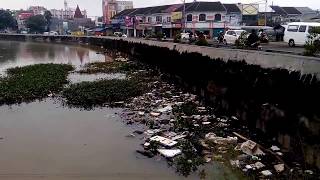 preview picture of video 'Situ Pamulang Jalan Siliwangi, Tangerang Selatan Banyak Sampah'
