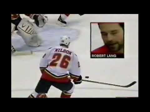 2004 Playoff. Second round. Calgary Flames vs. Detroit Red Wings. Game #2. April 24, 2004.