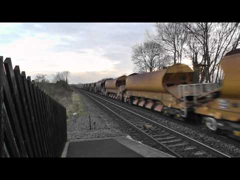 (HD) New Camera Test - Freightliners 70015 Powers Through Tamworth High Level Working 6Z96 7/1/13