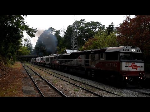 SCT Logistics 3MP9 7 locomotives through the Adelaide Hills 22th April 2021
