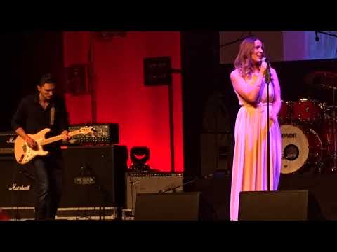 Lorena Huber Live @German Rock & Pop Award 2017 - Ain´t Got You
