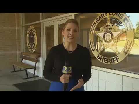 Sex offenders sue deputies who want to put warning signs for children at their homes