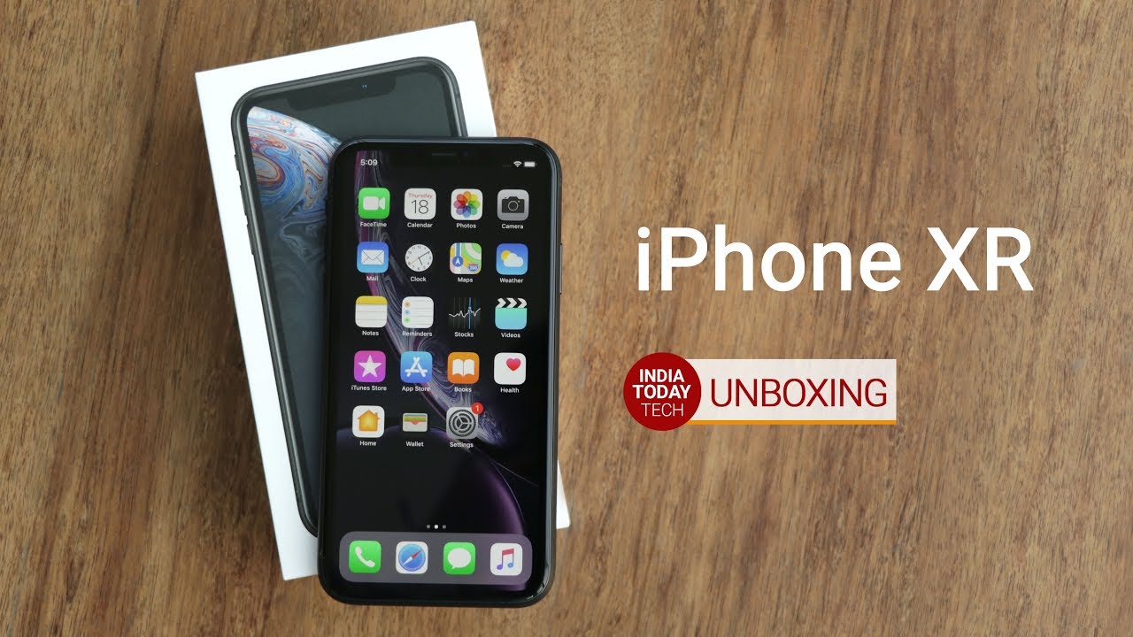 Apple iPhone XR unboxing