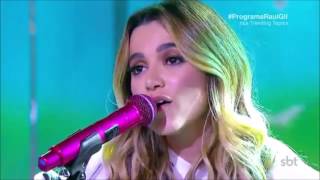 Manu Gavassi cantando Odeio no Programa Raul Gil