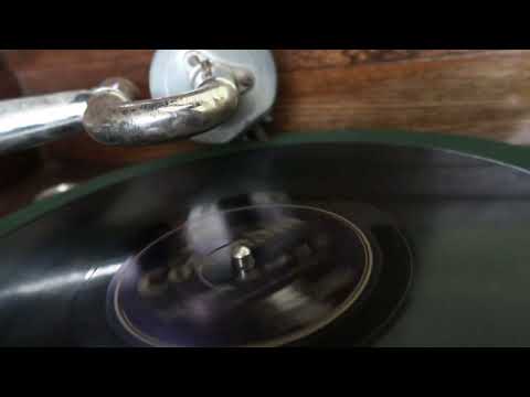 Don't Mind the Rain; Art Kahn and his Orchestra; 78 record