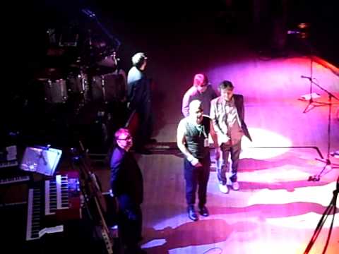 The Squeeze Dance ! Birmingham Symphony Hall 30 Nov 2010.