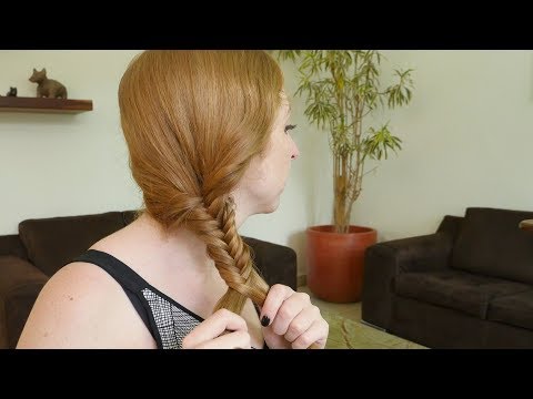 The French fishtail braid! This is the next tutorial I will post... 😍 Who  is eager to learn this o… | Box braids hairstyles, Fish tail braid, Fishtail  french braid