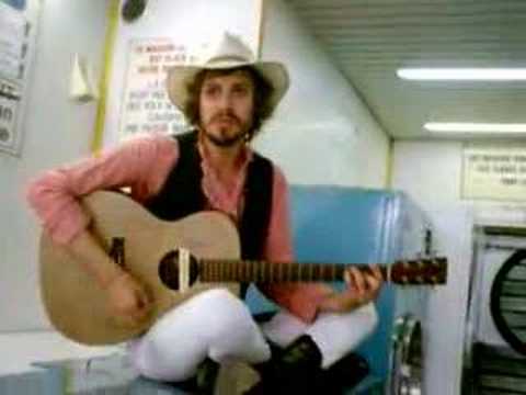 Lavomatik Session - Pop Levi - You Don't Gotta Run