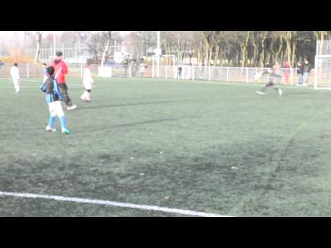 Voetbal fragmenten DWS E3 2012-Zeeburgia E5  (6-2)  Oefenwedstrijd.