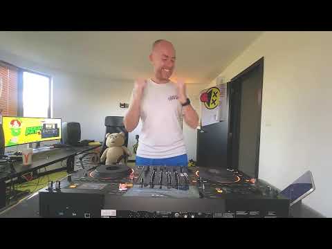 lost memories livestream with pat b - YouTube