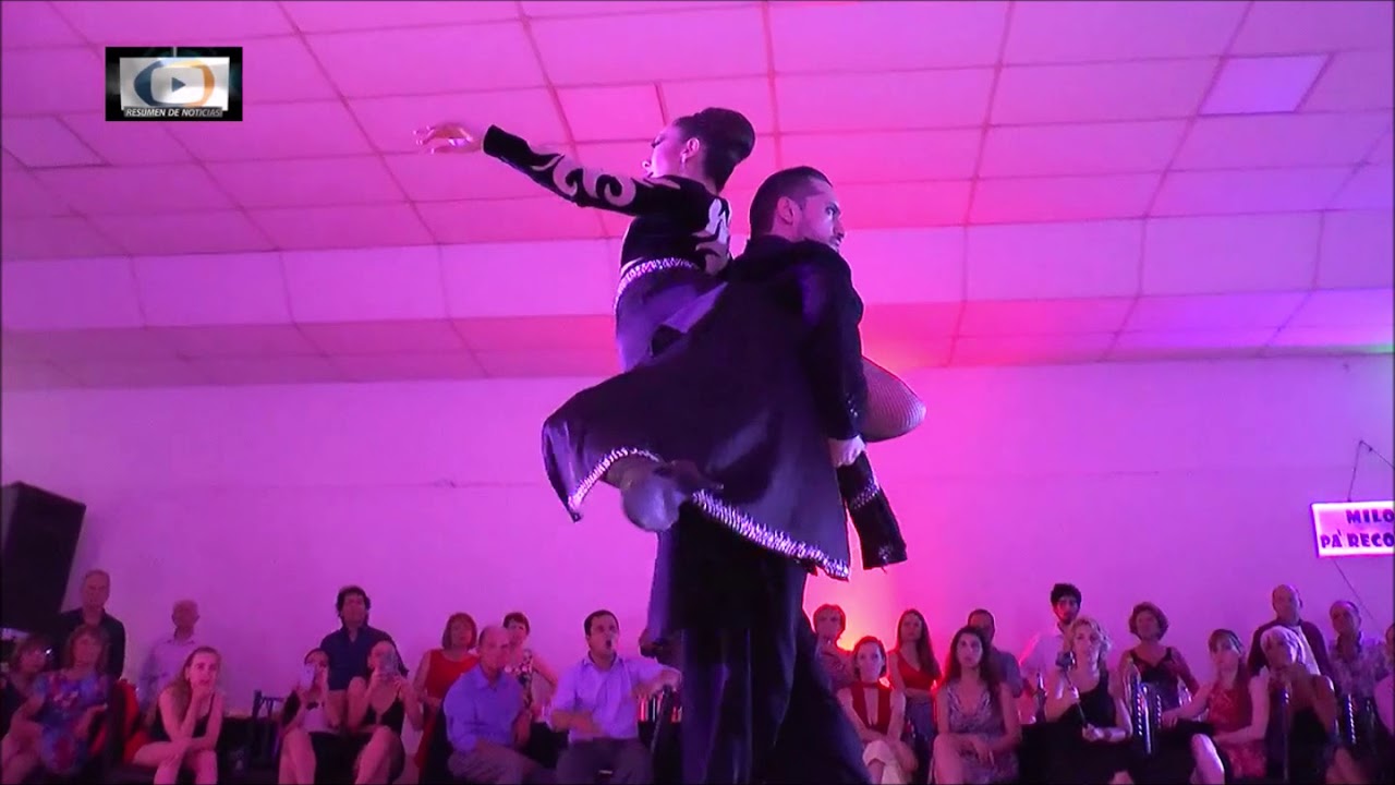 Fernando Rodriguez y Estefania Gomez - Campeones Mundiales 2019 Tango Escenario en Arequito