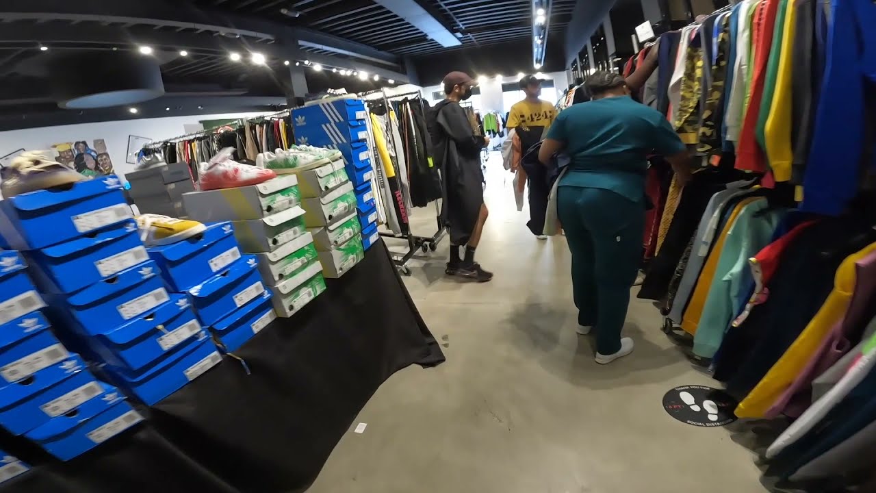 Watch video Billionaire Boys Club 260 Sample Sale Miami! Now Billionaire Boys Club 260 Sample Sale Miami!