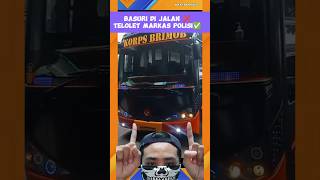 Download lagu ADA LAWAN? TELOLET BASURI DI MARKAS BESAR POLISI #basuri #busmania #telolet #reaction mp3