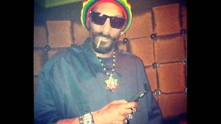 Snoop Dogg -- Show You How A Gangsta Do