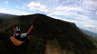 preview picture of video 'Paraglider Sapiranga AND1'