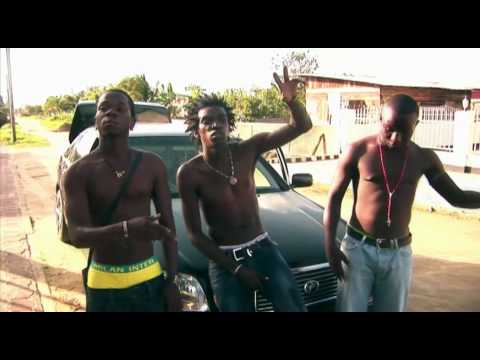 Melly Ft. Champa - Monie lobi