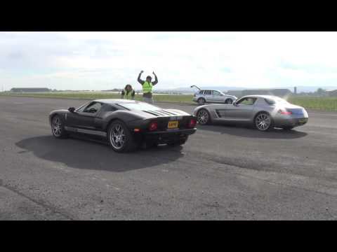 Wilton House 2013: Mercedes-Benz SLS AMG vs Ford GT DRAG RACE! Full Accelaration and BURNOUT!! 1080p
